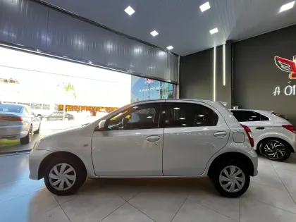 TOYOTA ETIOS 1.5 XS 16V FLEX 4P MANUAL