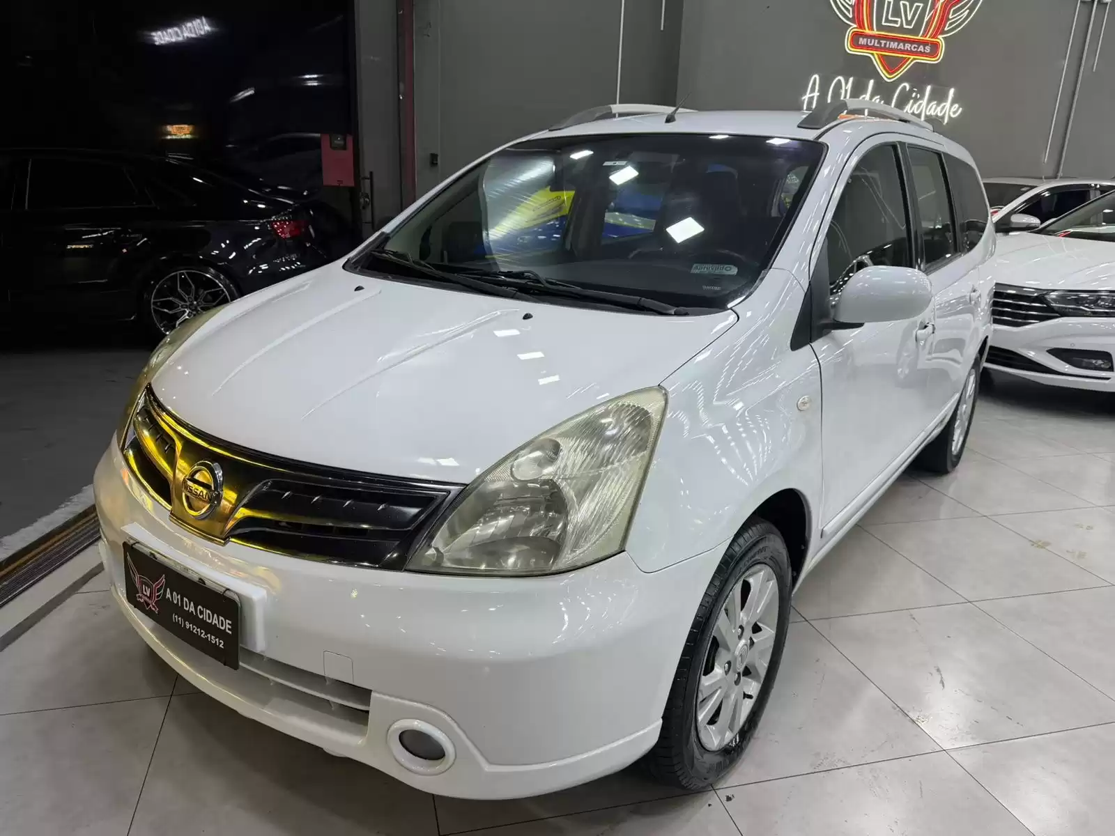 NISSAN LIVINA 1.8 16V FLEX 4P AUTOMÁTICO