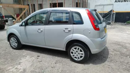 FORD FIESTA 1.0 MPI CLASS 8V FLEX 4P MANUAL