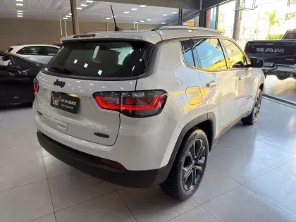 JEEP COMPASS 2.0 16V FLEX LONGITUDE AUTOMÁTICO