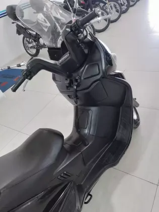 SUZUKI BURGMAN 650