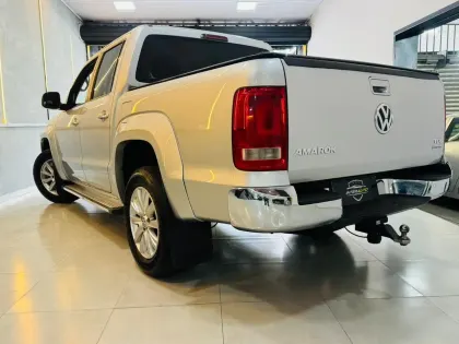VOLKSWAGEN AMAROK 2.0 HIGHLINE 4X4 CD 16V TURBO INTERCOOLER DIESEL 4P AUTOMÁTICO