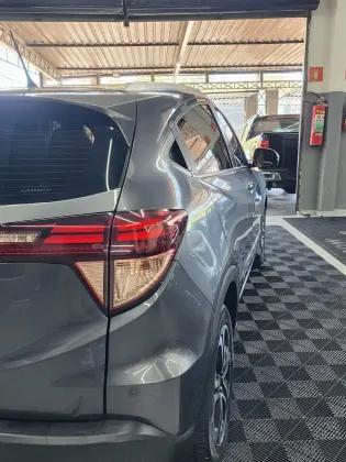 HONDA HR-V 1.8 16V FLEX TOURING 4P AUTOMÁTICO