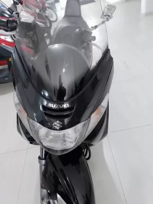 SUZUKI BURGMAN 650