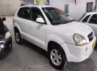 HYUNDAI TUCSON 2.0 MPFI GLS TOP 16V 143CV 2WD FLEX 4P AUTOMÁTICO