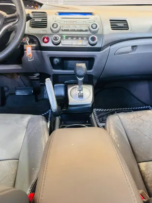 HONDA CIVIC 1.8 LXS 16V GASOLINA 4P AUTOMÁTICO