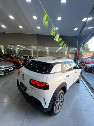 CITROËN C4 CACTUS 1.6 VTI 120 FLEX LIVE EAT6