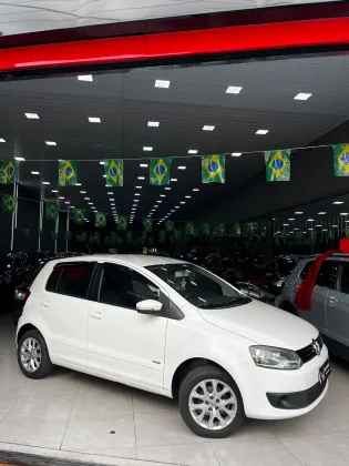 VOLKSWAGEN FOX 1.6 MI 8V FLEX 4P MANUAL