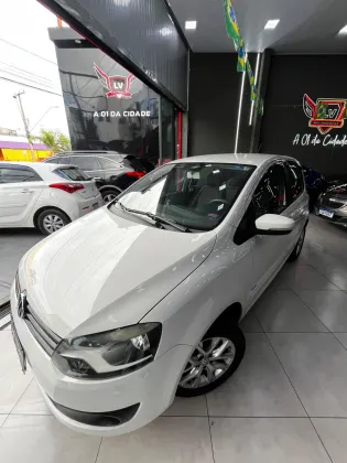 VOLKSWAGEN FOX 1.6 MI 8V FLEX 4P MANUAL