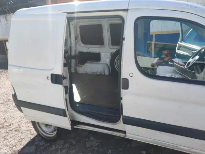 PEUGEOT PARTNER 1.6 FURGÃO 16V GASOLINA 2P MANUAL