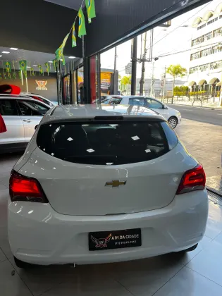 CHEVROLET ONIX 1.0 MPFI JOY 8V FLEX 4P MANUAL