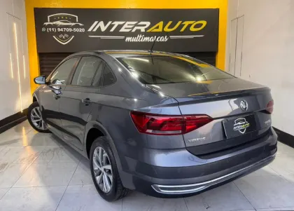 VOLKSWAGEN VIRTUS 1.0 200 TSI HIGHLINE AUTOMÁTICO
