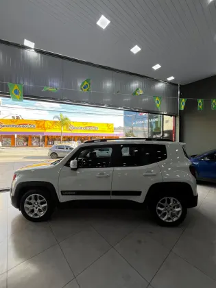 JEEP RENEGADE 1.8 16V FLEX LONGITUDE 4P AUTOMÁTICO