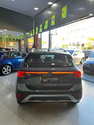 VOLKSWAGEN T-CROSS 1.4 250 TSI TOTAL FLEX HIGHLINE AUTOMÁTICO