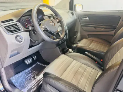 VOLKSWAGEN FOX 1.6 MI HIGHLINE 8V FLEX 4P AUTOMATIZADO