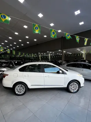 FIAT SIENA 1.6 MPI ESSENCE 16V FLEX 4P MANUAL