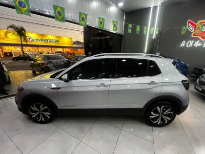 VOLKSWAGEN T-CROSS 1.0 200 TSI TOTAL FLEX COMFORTLINE AUTOMÁTICO