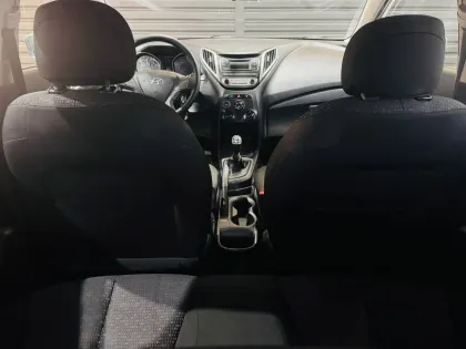HYUNDAI HB20 1.0 COMFORT PLUS 12V TURBO FLEX 4P MANUAL