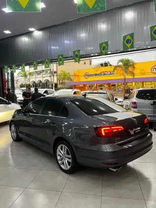 VOLKSWAGEN JETTA 2.0 TSI HIGHLINE 200CV GASOLINA 4P TIPTRONIC