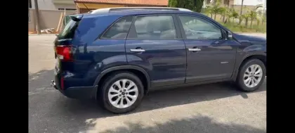 KIA SORENTO 2.4 EX2 4X2 16V GASOLINA 4P AUTOMÁTICO
