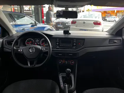 VOLKSWAGEN POLO 1.6 MI 8V FLEX 4P MANUAL