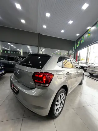 VOLKSWAGEN POLO 1.6 MI 8V FLEX 4P MANUAL