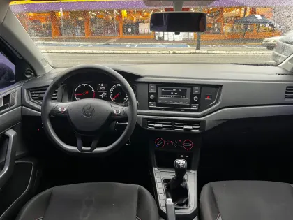 VOLKSWAGEN POLO 1.0 MPI MANUAL