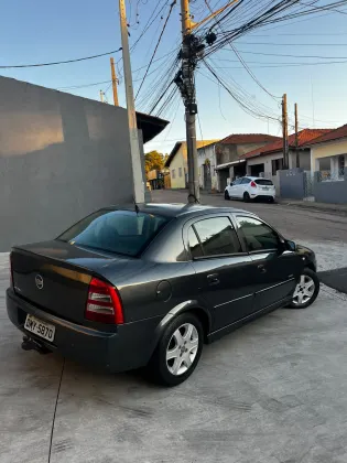 CHEVROLET ASTRA 2.0 MPFI COMFORT 8V FLEX 4P MANUAL