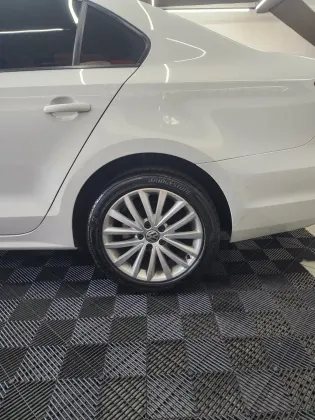 VOLKSWAGEN JETTA 1.4 250 TSI TOTAL FLEX R-LINE TIPTRONIC