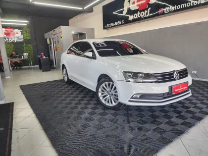 VOLKSWAGEN JETTA 1.4 250 TSI TOTAL FLEX R-LINE TIPTRONIC