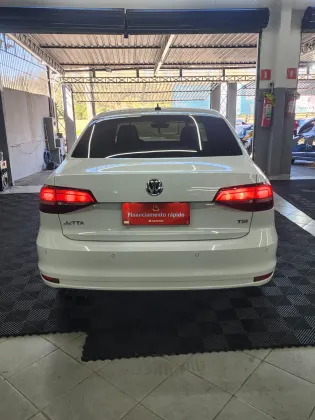VOLKSWAGEN JETTA 1.4 250 TSI TOTAL FLEX R-LINE TIPTRONIC