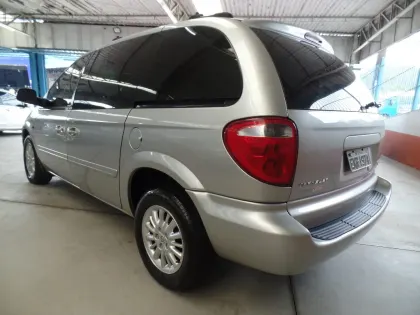 CHRYSLER CARAVAN 3.3 LX 4X2 V6 12V GASOLINA 4P AUTOMÁTICO