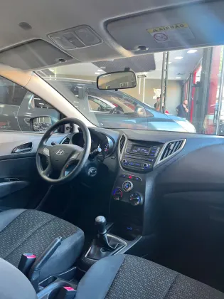 HYUNDAI HB20 1.0 UNIQUE 12V FLEX 4P MANUAL