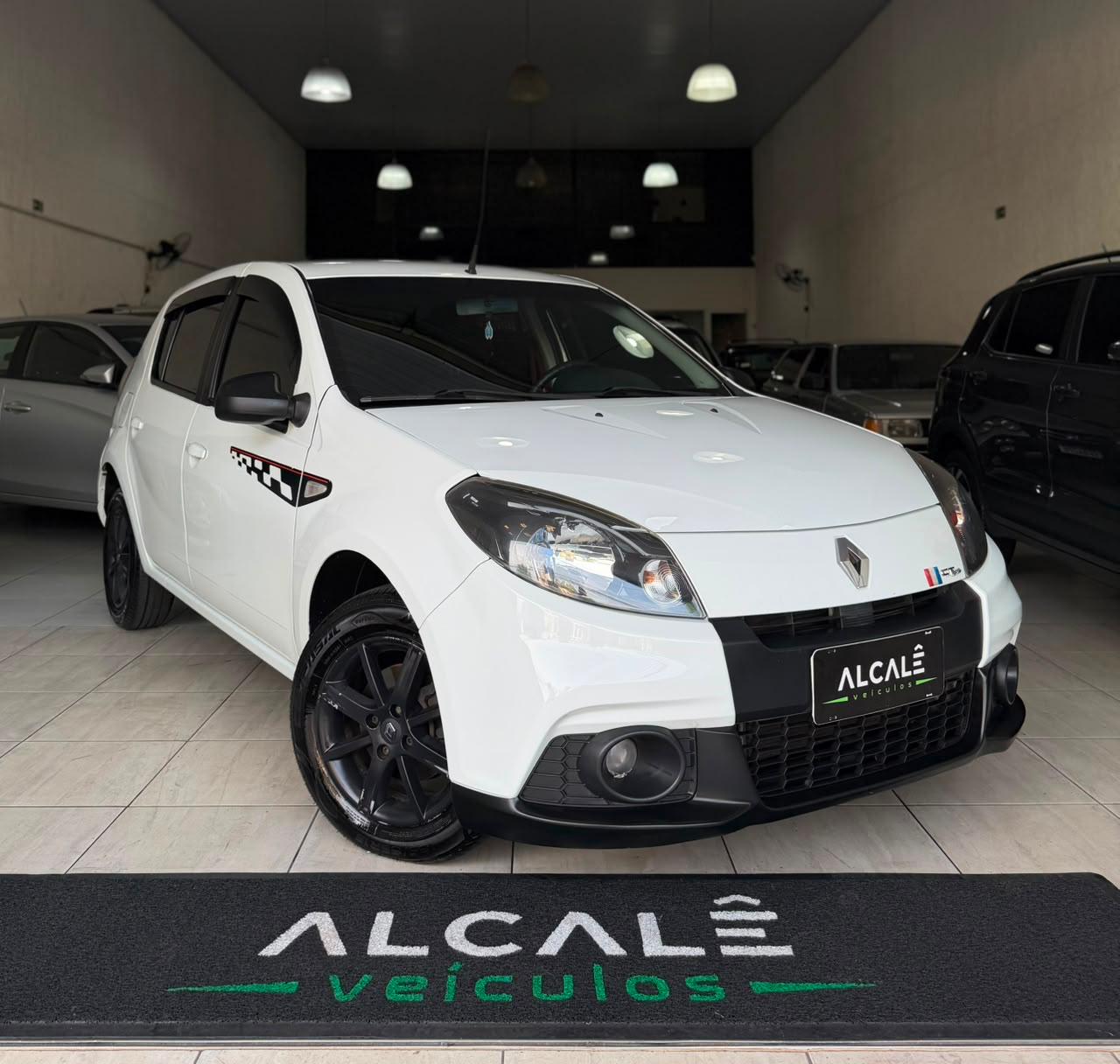RENAULT SANDERO 1.6 GT LINE LIMITED FLEX 4P MANUAL