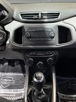 CHEVROLET ONIX 1.0 MPFI LT 8V FLEX 4P MANUAL