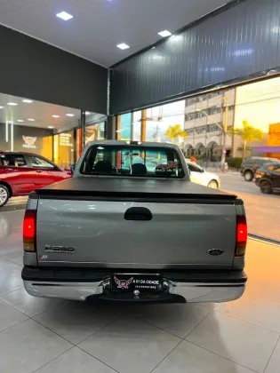FORD F-250 4.2 XLT 4X2 CS TURBO INTERCOOLER DIESEL 2P MANUAL