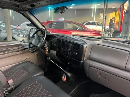 FORD F-250 4.2 XLT 4X2 CS TURBO INTERCOOLER DIESEL 2P MANUAL