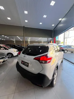 NISSAN KICKS 1.6 16V FLEXSTART ACTIVE XTRONIC