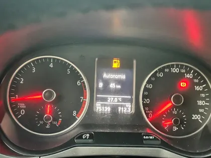 VOLKSWAGEN FOX 1.0 MI TRENDLINE 8V FLEX 4P MANUAL