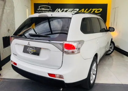 MITSUBISHI OUTLANDER 2.0 16V GASOLINA 4P AUTOMÁTICO