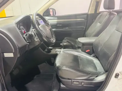 MITSUBISHI OUTLANDER 2.0 16V GASOLINA 4P AUTOMÁTICO