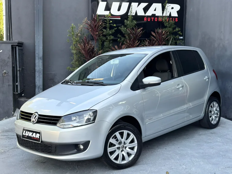 VOLKSWAGEN FOX 1.6 MI 8V FLEX 4P MANUAL