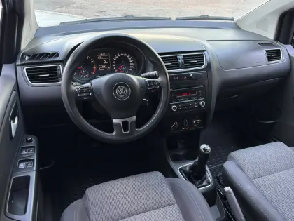 VOLKSWAGEN FOX 1.6 MI 8V FLEX 4P MANUAL