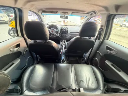 FIAT PALIO 1.0 MPI ATTRACTIVE 8V FLEX 4P MANUAL