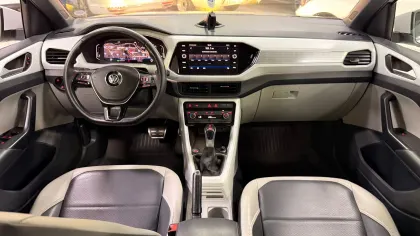 VOLKSWAGEN T-CROSS 1.4 250 TSI TOTAL FLEX HIGHLINE AUTOMÁTICO