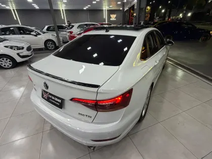 VOLKSWAGEN JETTA 1.4 250 TSI TOTAL FLEX R-LINE TIPTRONIC