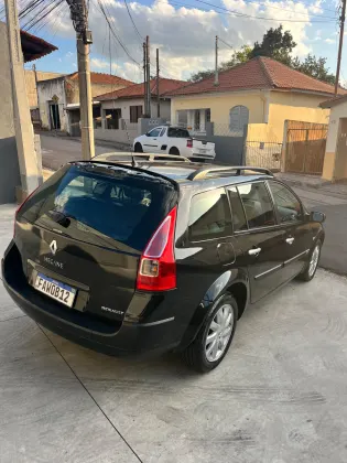 RENAULT MÉGANE 1.6 DYNAMIQUE 16V FLEX 4P MANUAL