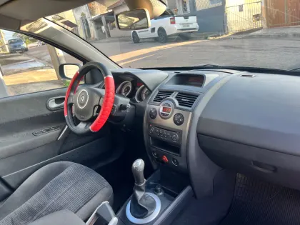 RENAULT MÉGANE 1.6 DYNAMIQUE 16V FLEX 4P MANUAL
