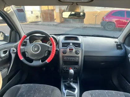 RENAULT MÉGANE 1.6 DYNAMIQUE 16V FLEX 4P MANUAL