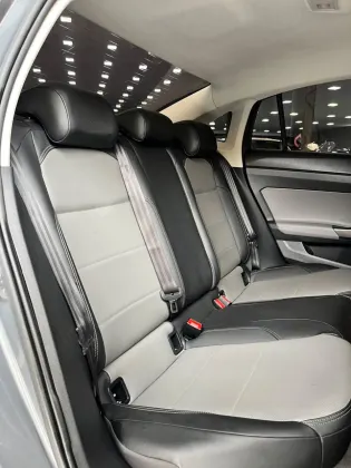 VOLKSWAGEN VIRTUS 1.0 200 TSI HIGHLINE AUTOMÁTICO